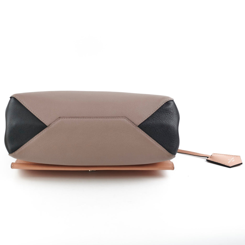 Louis Vuitton Lock Me Pink Shoulder Bag