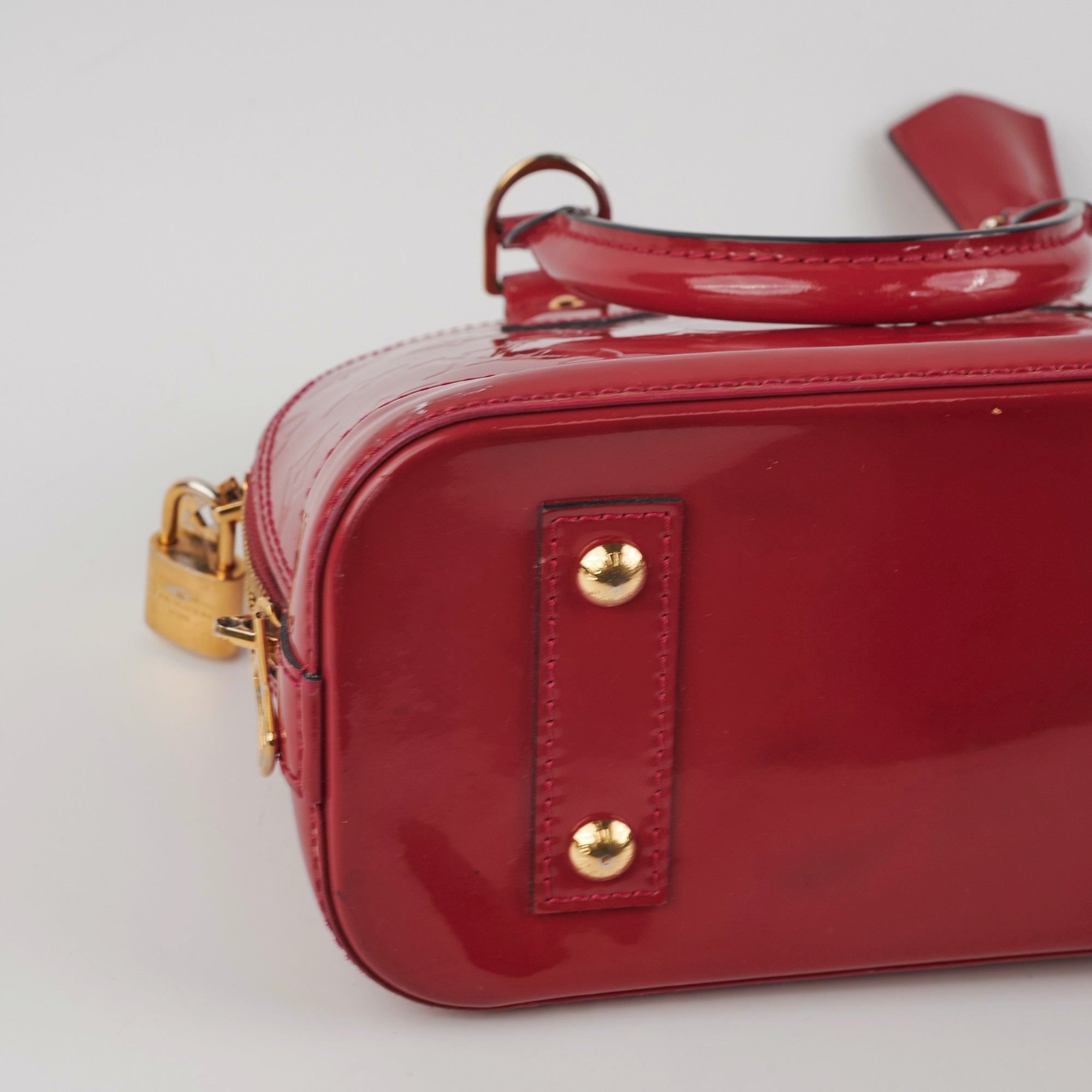 Louis Vuitton Alma BB Monogram Vernis Shoulder Handbag