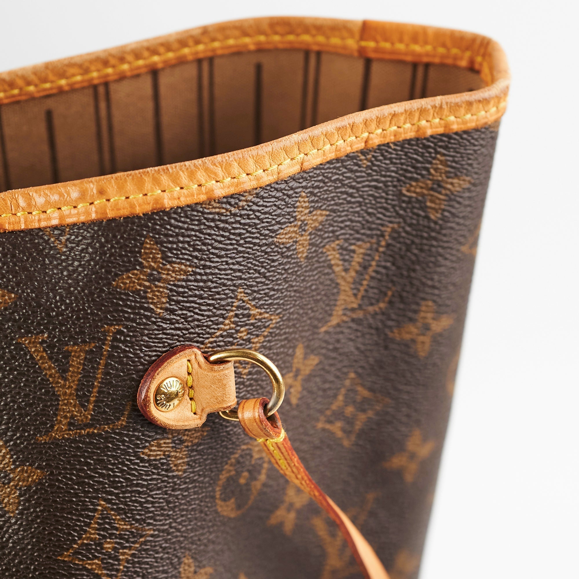 Louis Vuitton Neverfull GM Monogram Shoulder Bag