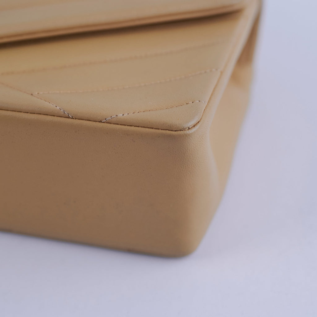 Chanel Vintage Beige Lambskin Shoulder Bag