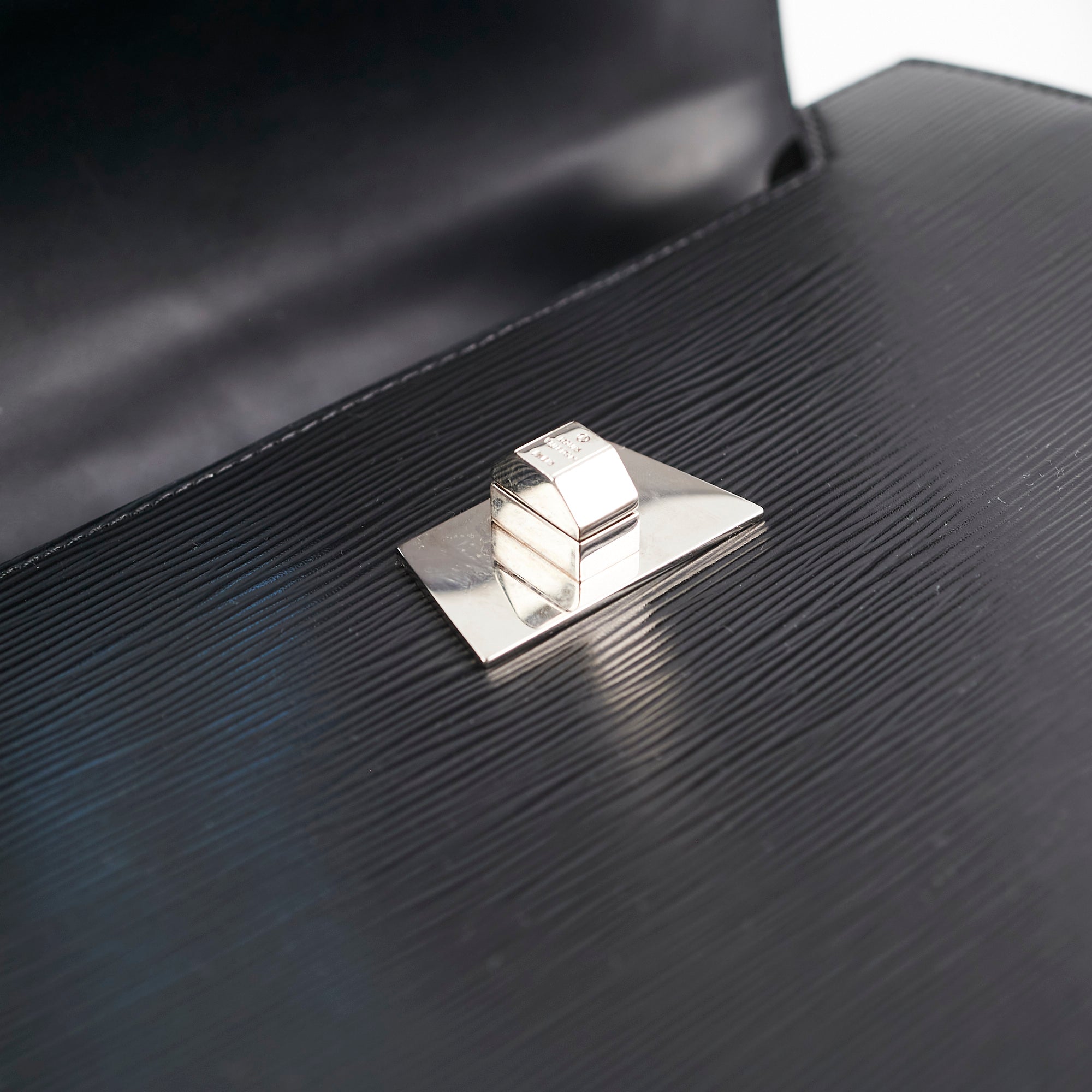 Louis Vuitton Epi Shoulder Bag Black