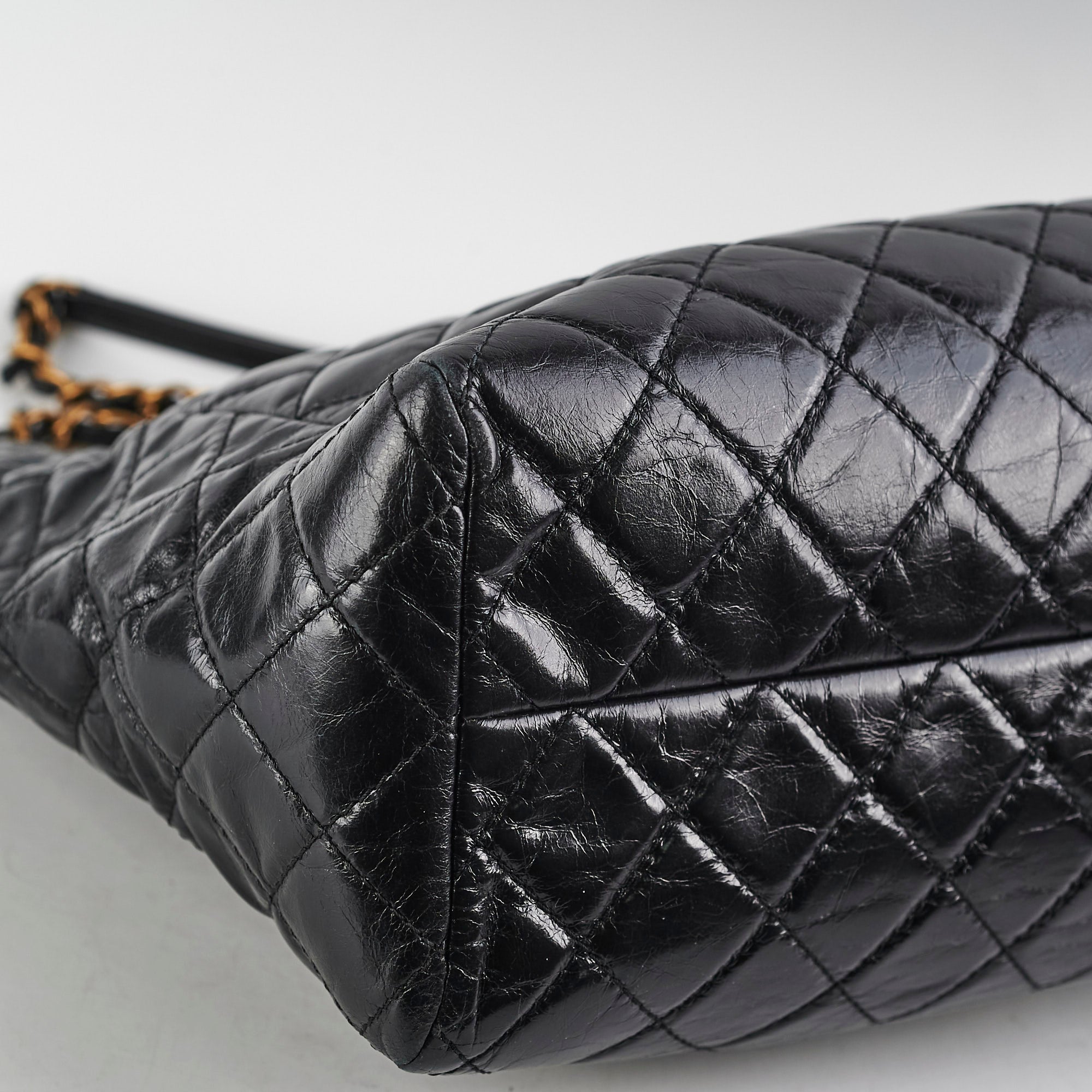 Chanel Black Shiny Calfskin Shoulder Tote Bag - Series 20