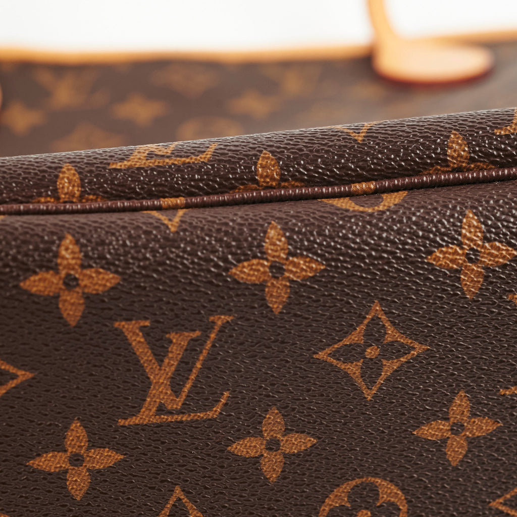 Louis Vuitton Neverfull MM Monogram Shoulder Bag