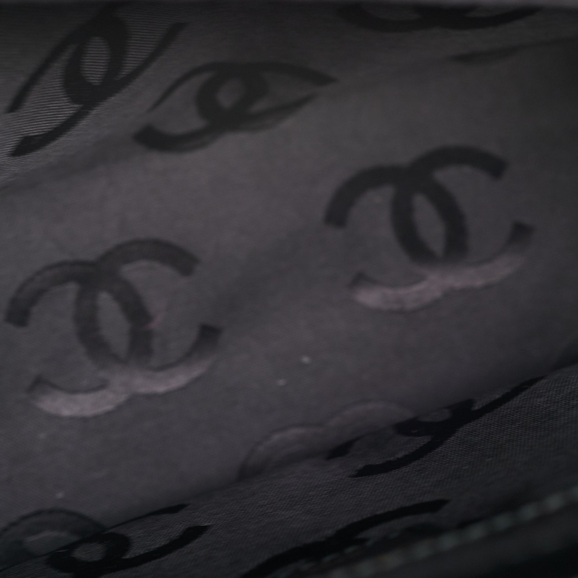 Chanel Chocolate Bar Chain Shoulder Bag Black