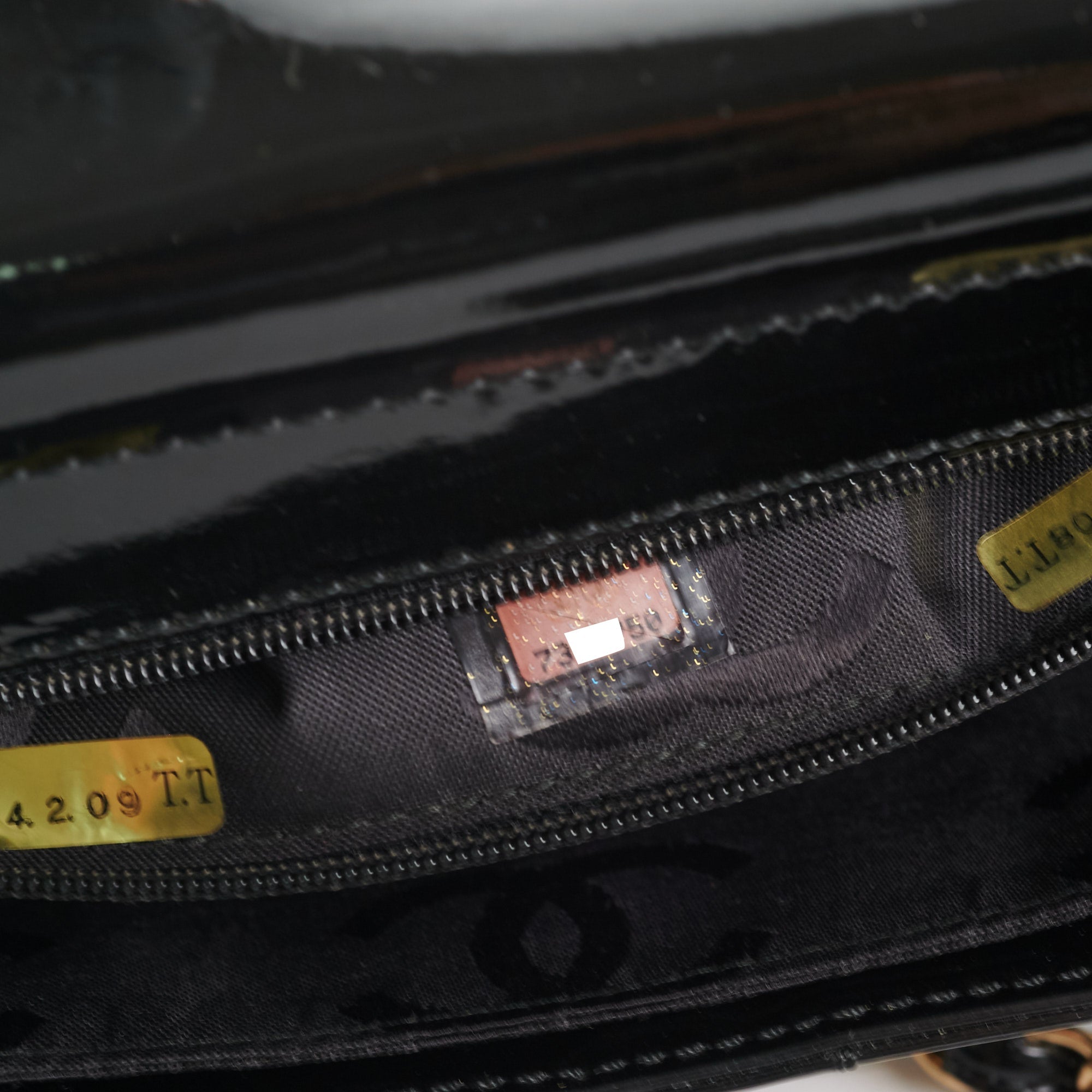 Chanel Chocolate Bar Chain Shoulder Bag Black