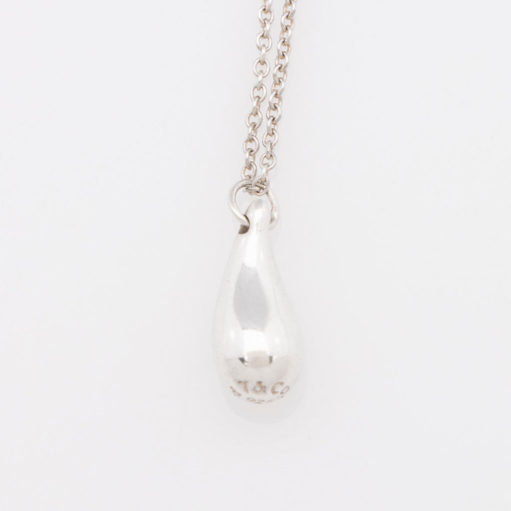 Tiffany & Co. Elsa Peretti Sterling Silver Teardrop Necklace