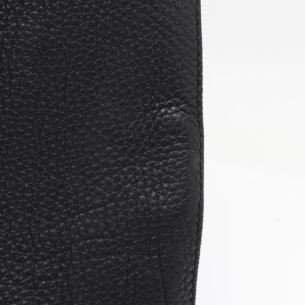 Valentino Calfskin Rockstud Large Messenger Bag (SHF-TuxJL8)