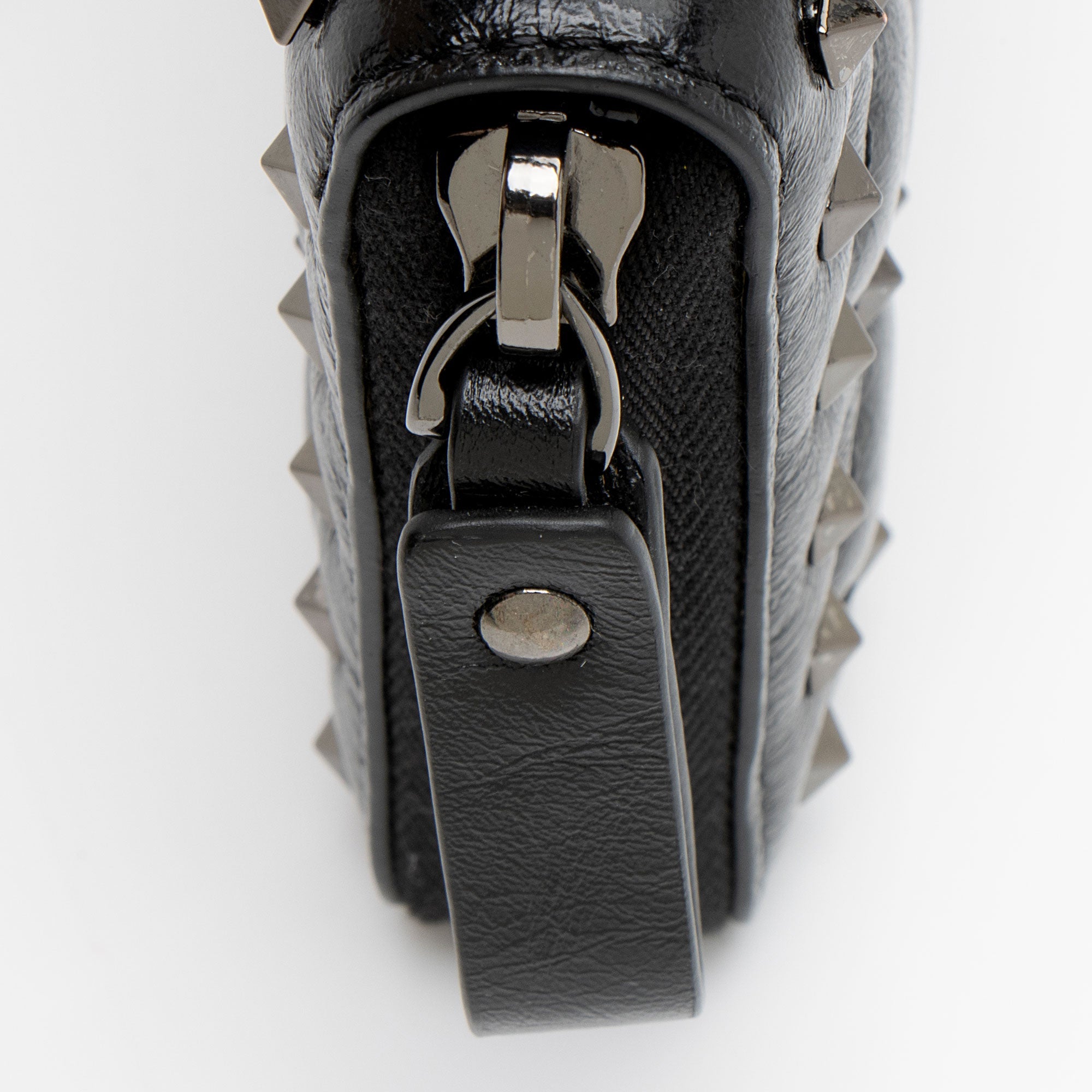 Valentino Calfskin Rockstud Spike Up Zip Wallet