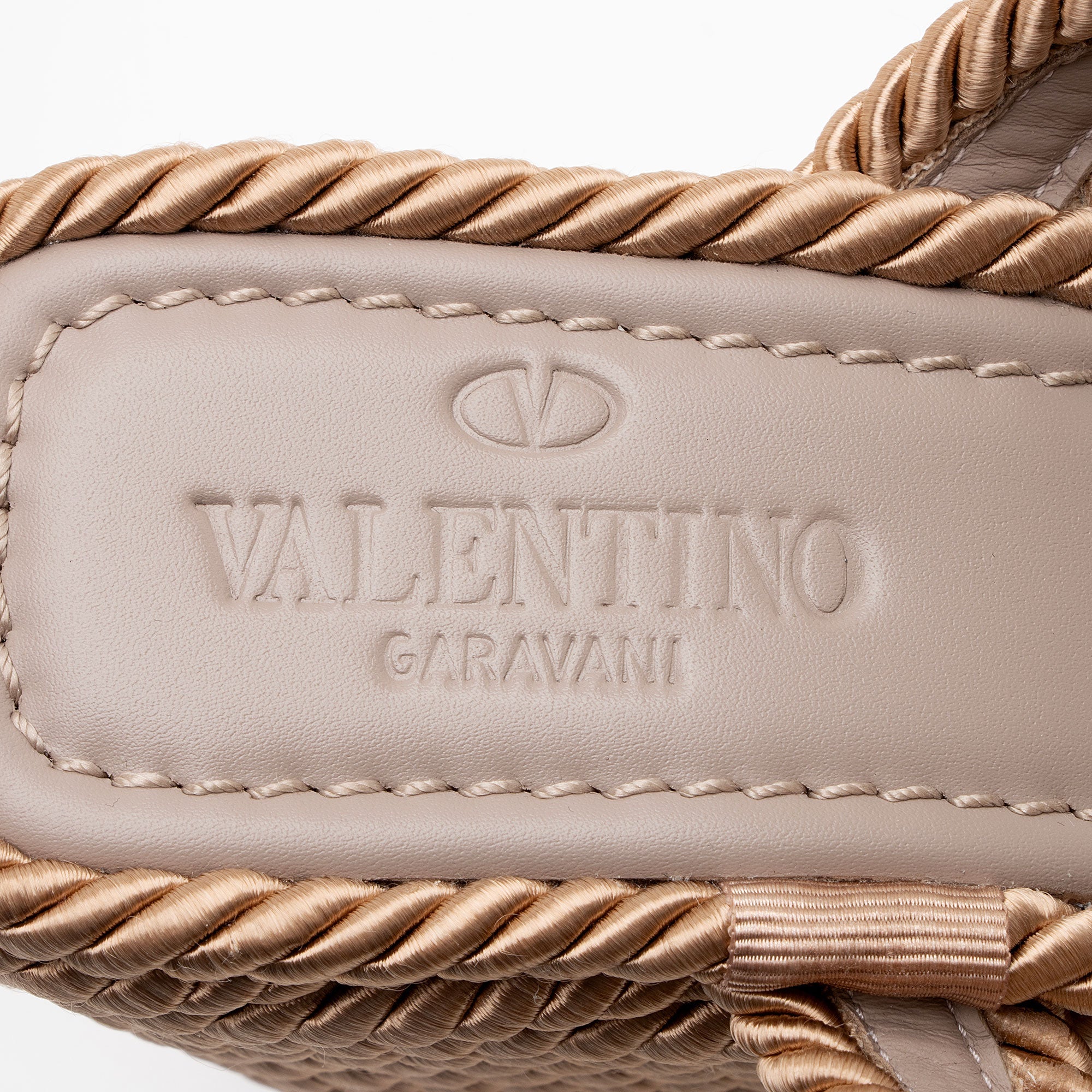 Valentino Calfskin Rockstud Torchon Wedge Sandals - Size 10 / 40 (SHF-qsbfcn)