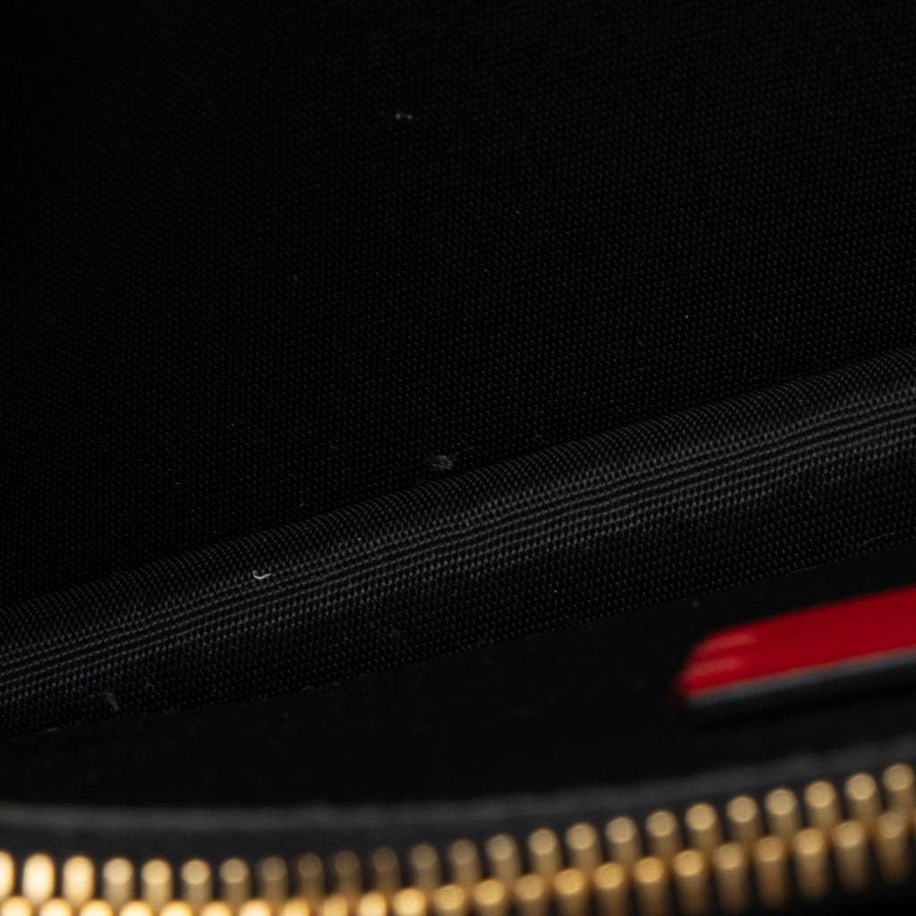 Valentino Calfskin VLogo Wallet on Chain