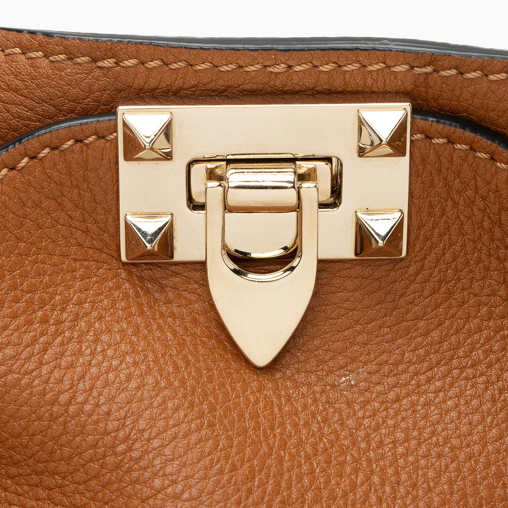 Valentino Grainy Calfskin Rockstud Medium Tote (SHF-EnAOS2)
