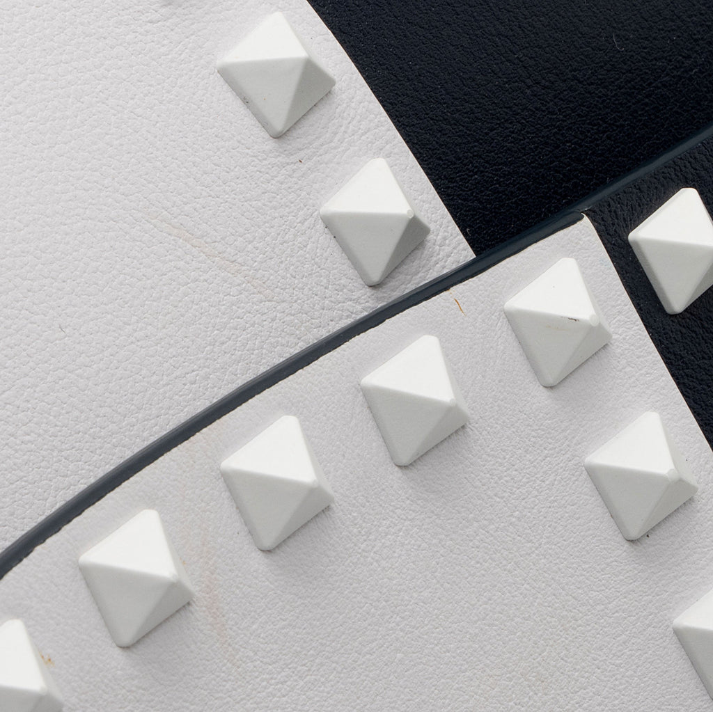 Valentino Lambskin Colorblock Rockstud Top Handle (SHF-IpHYts)