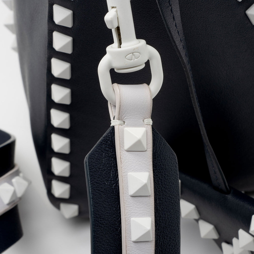 Valentino Lambskin Colorblock Rockstud Top Handle (SHF-IpHYts)