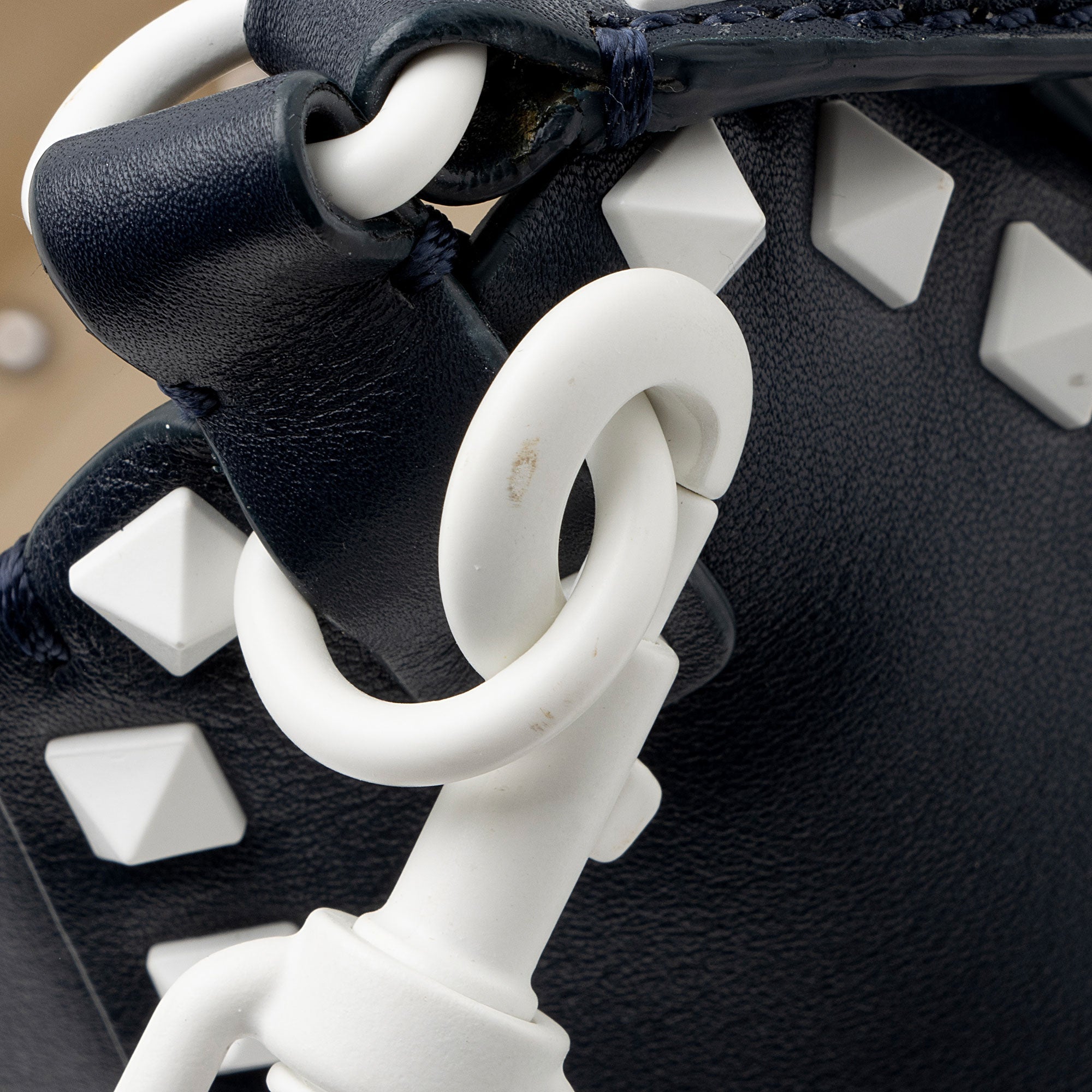 Valentino Lambskin Colorblock Rockstud Top Handle (SHF-IpHYts)