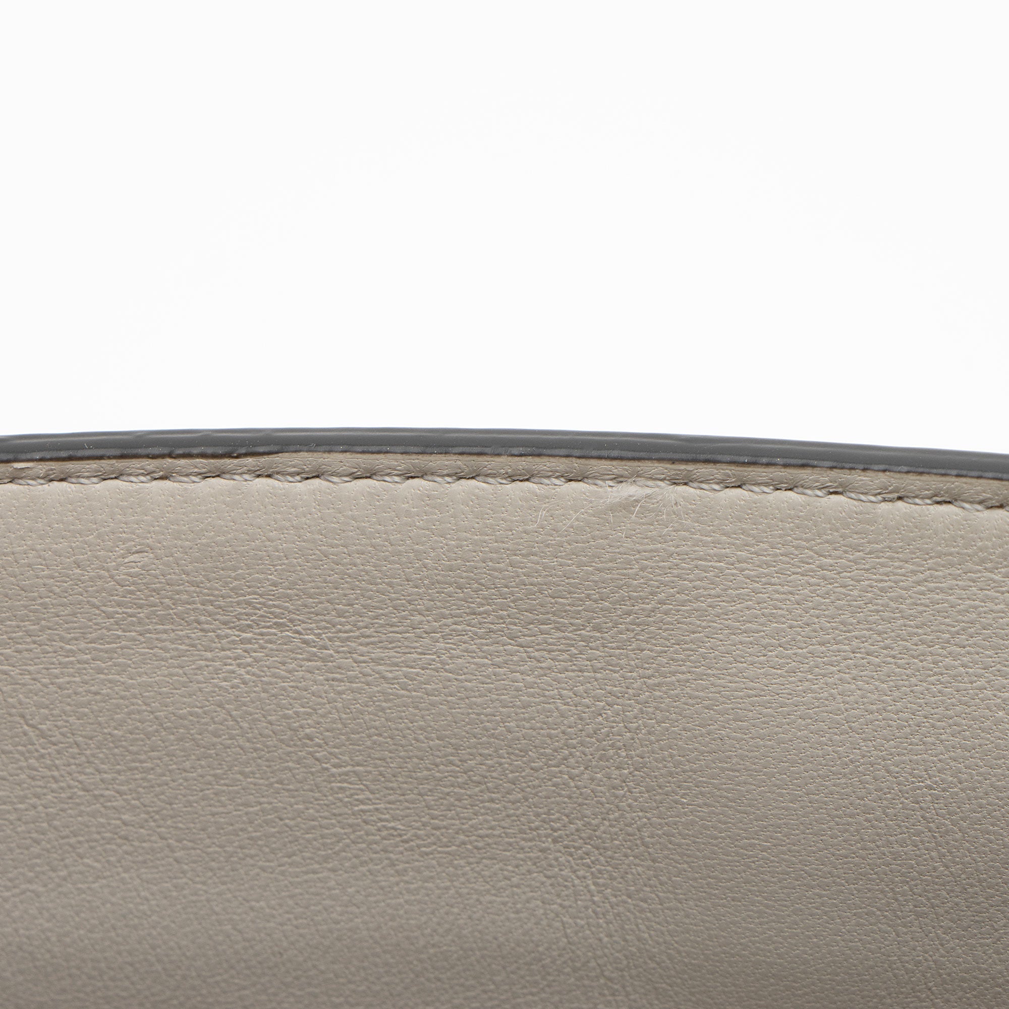 Valentino Lambskin VLogo Stud Sign Shoulder Bag (SHF-AjqgEs)