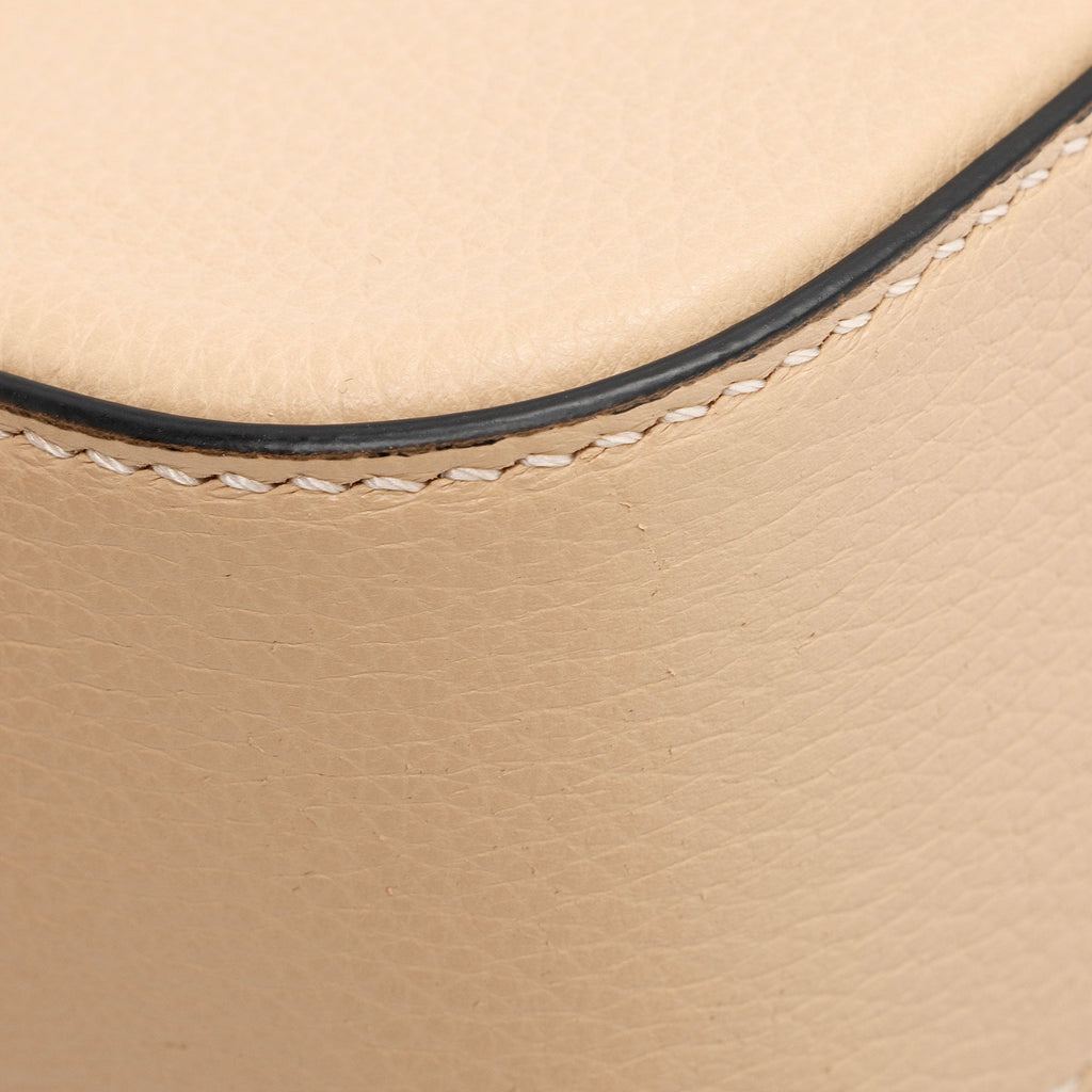Versace Calfskin Virtus Small Camera Bag (SHF-ocZ9Wz)