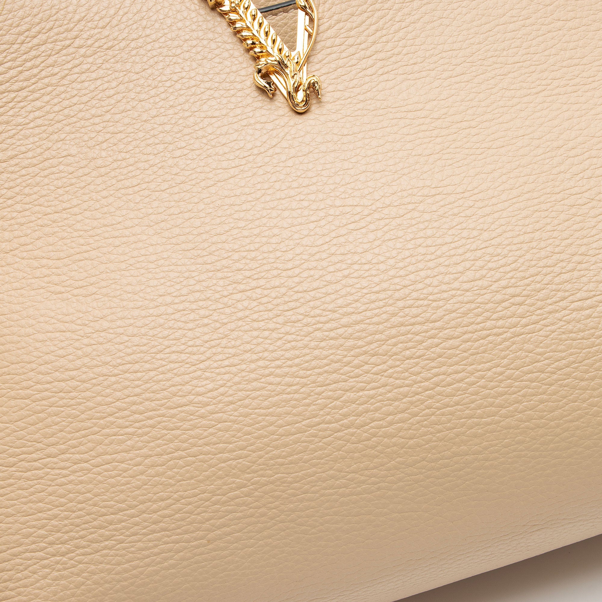 Versace Calfskin Virtus Small Hobo (SHF-lH0yzP)