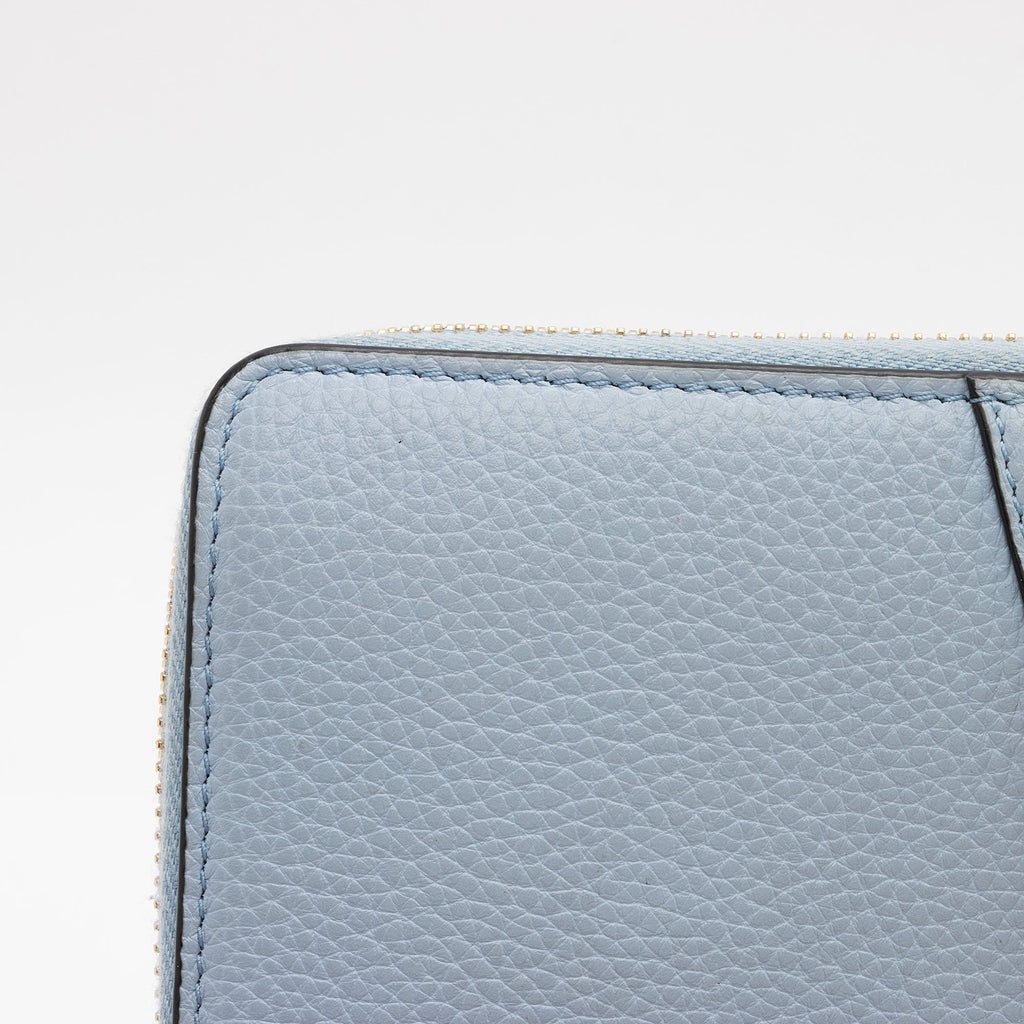 Versace Calfskin Virtus Zip Around Wallet (SHF-dvup03)