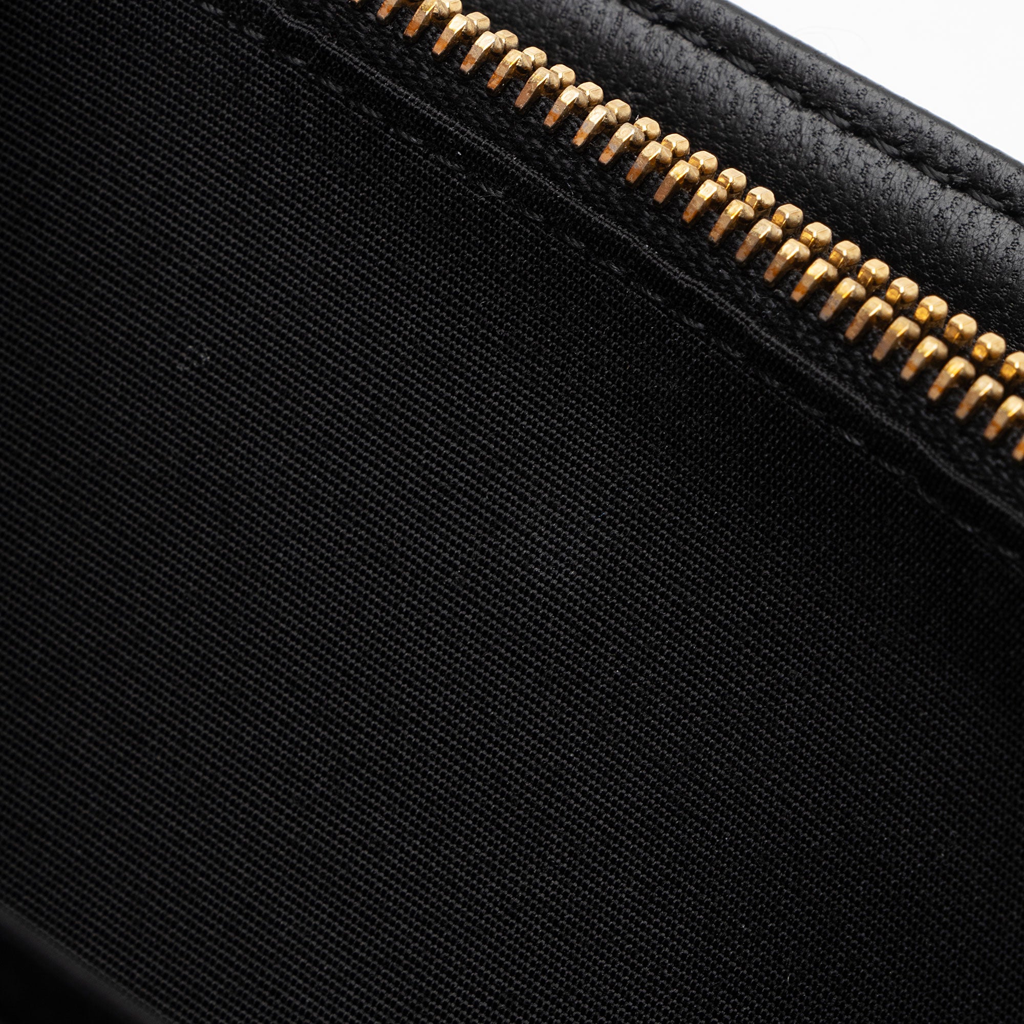 Versace Quilted Lambskin Medusa Wallet On Chain Bag (SHF-kD5DVw)
