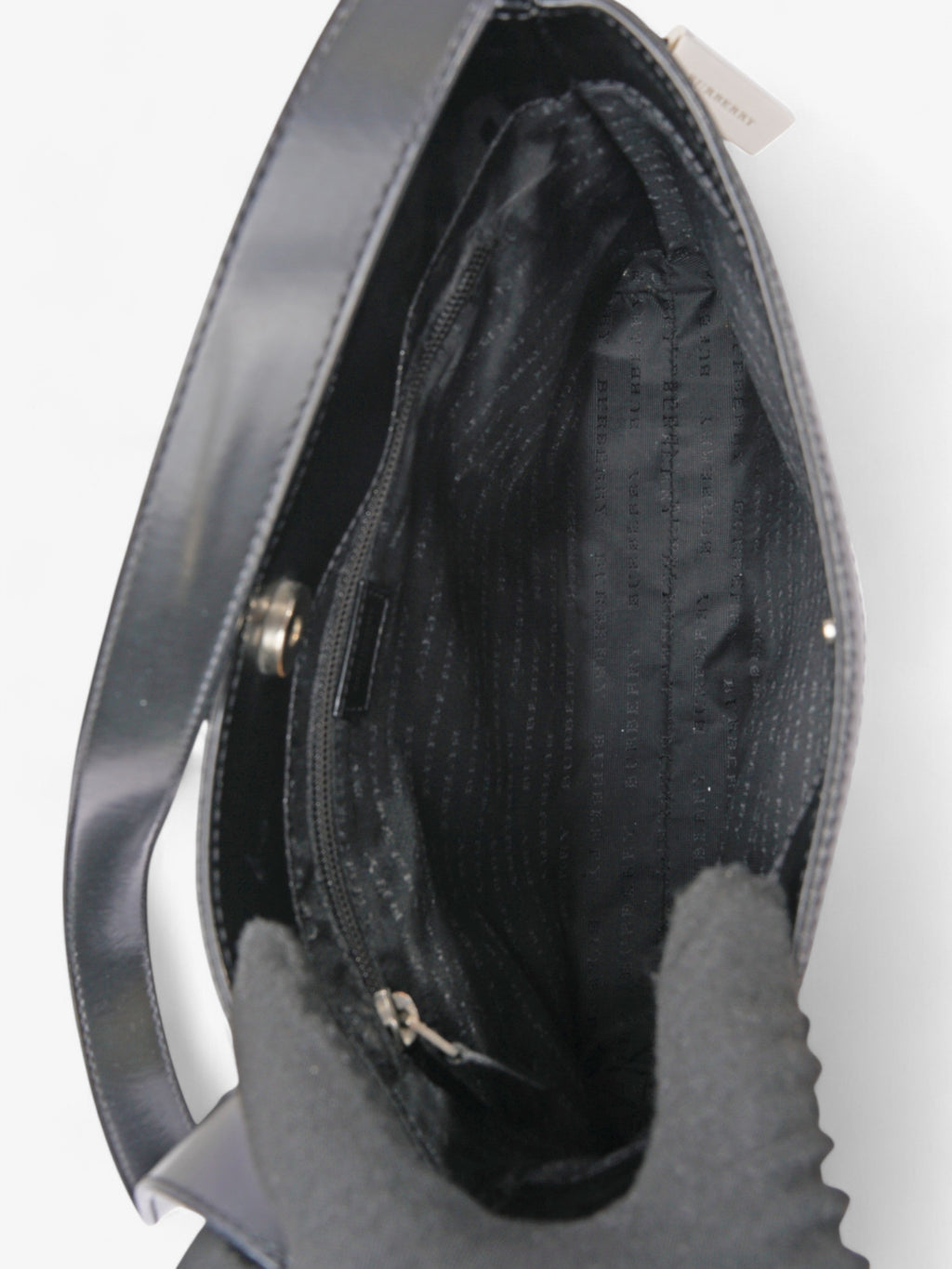 Burberry Vintage Shoulder Bag Nova Check / Black Canvas