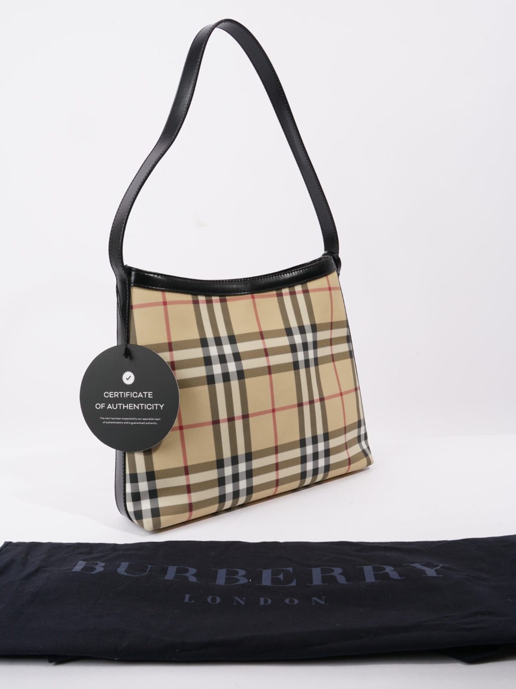 Burberry Vintage Shoulder Bag Nova Check / Black Canvas