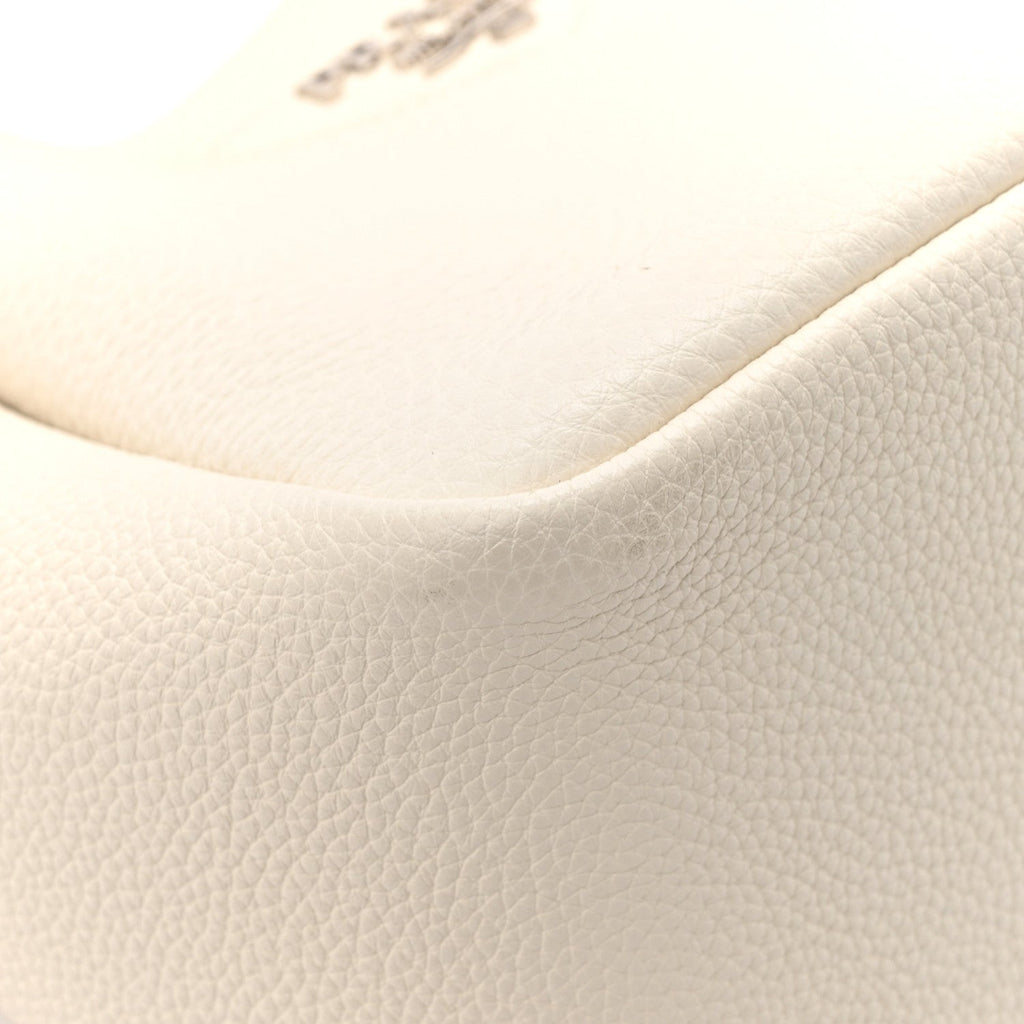 Vitello Daino Soft Medium Dynamique Tote White Black