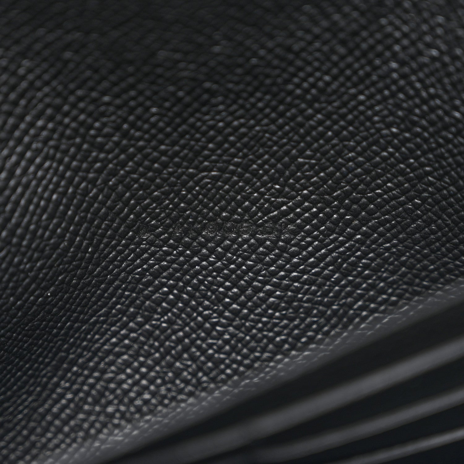 Epsom Constance Wallet To Go Black