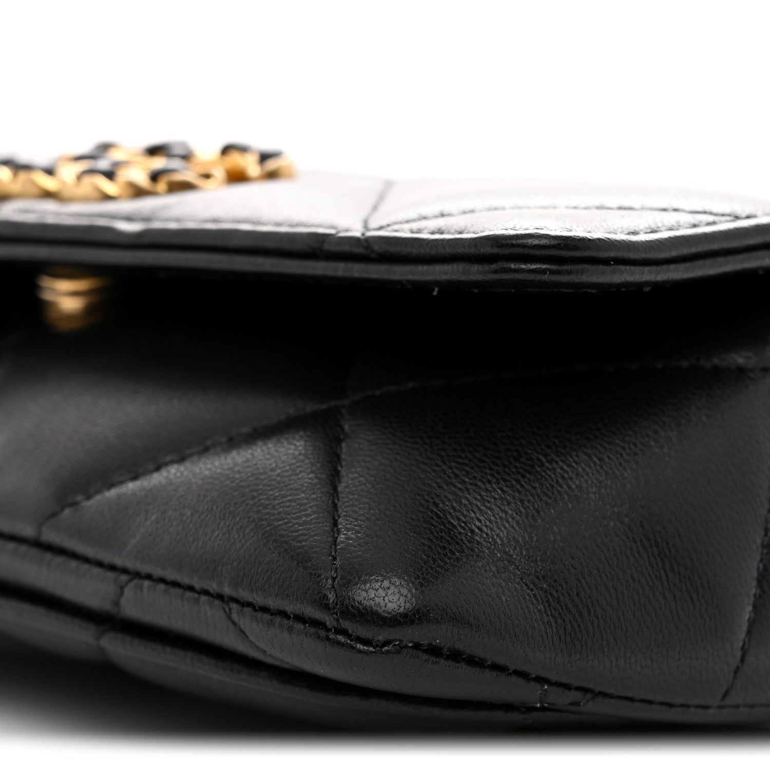 Goatskin Quilted Chanel 19 Glasses Case With Chain Black