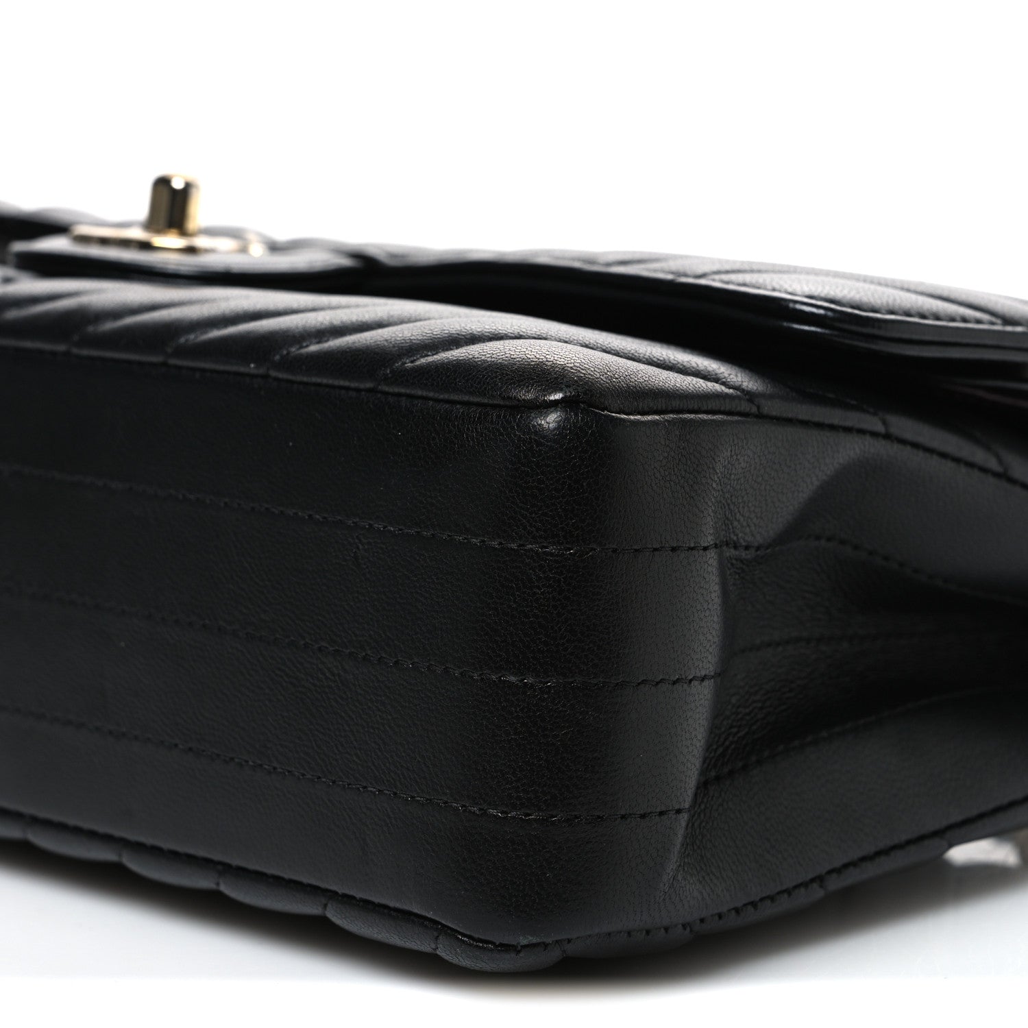 Lambskin Chevron Quilted Medium Double Flap Black
