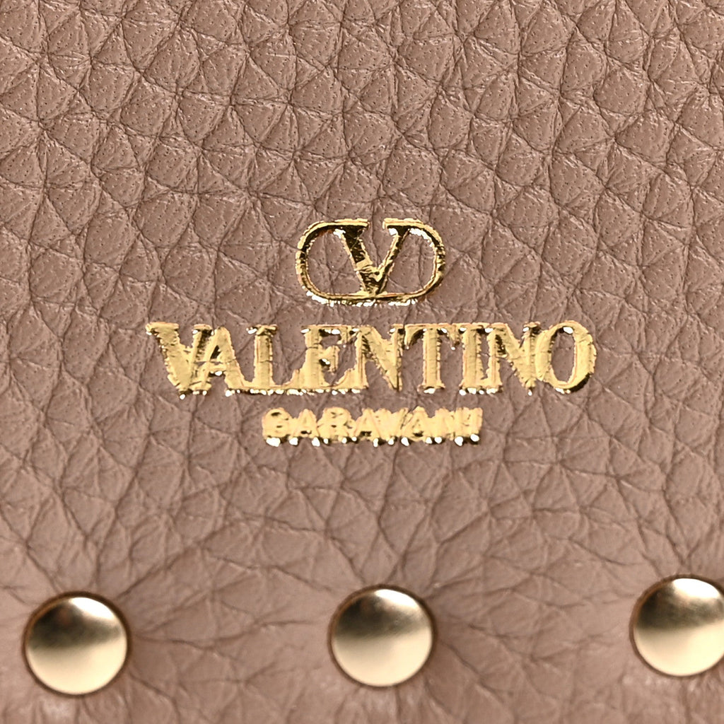 Vitello Medium Rockstud Envelope Flat Wristlet Pouch Poudre