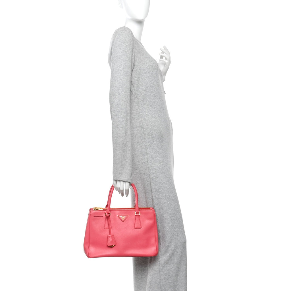 Saffiano Small Galleria Double Zip Tote Peonia