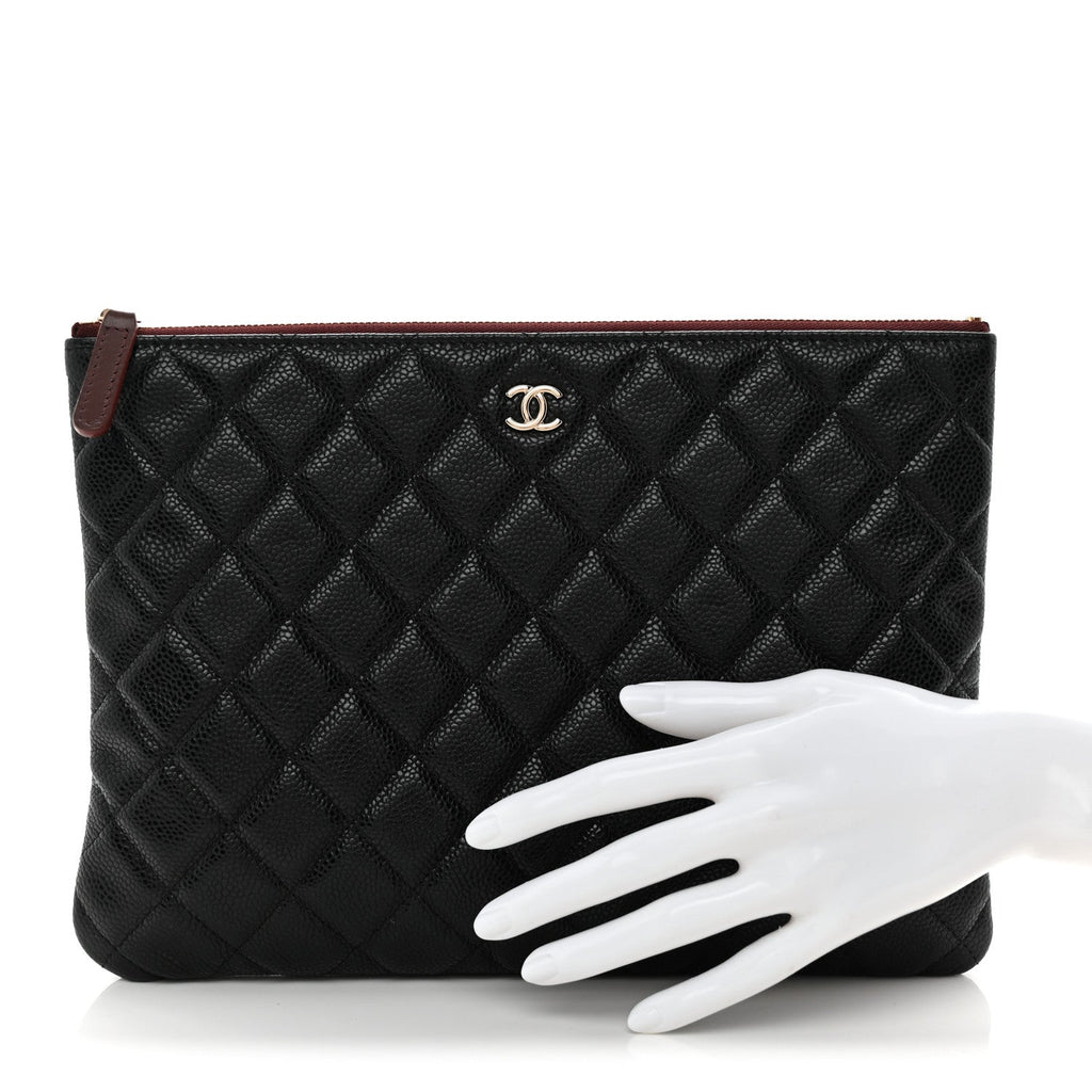 Caviar Quilted Medium Cosmetic Case Black