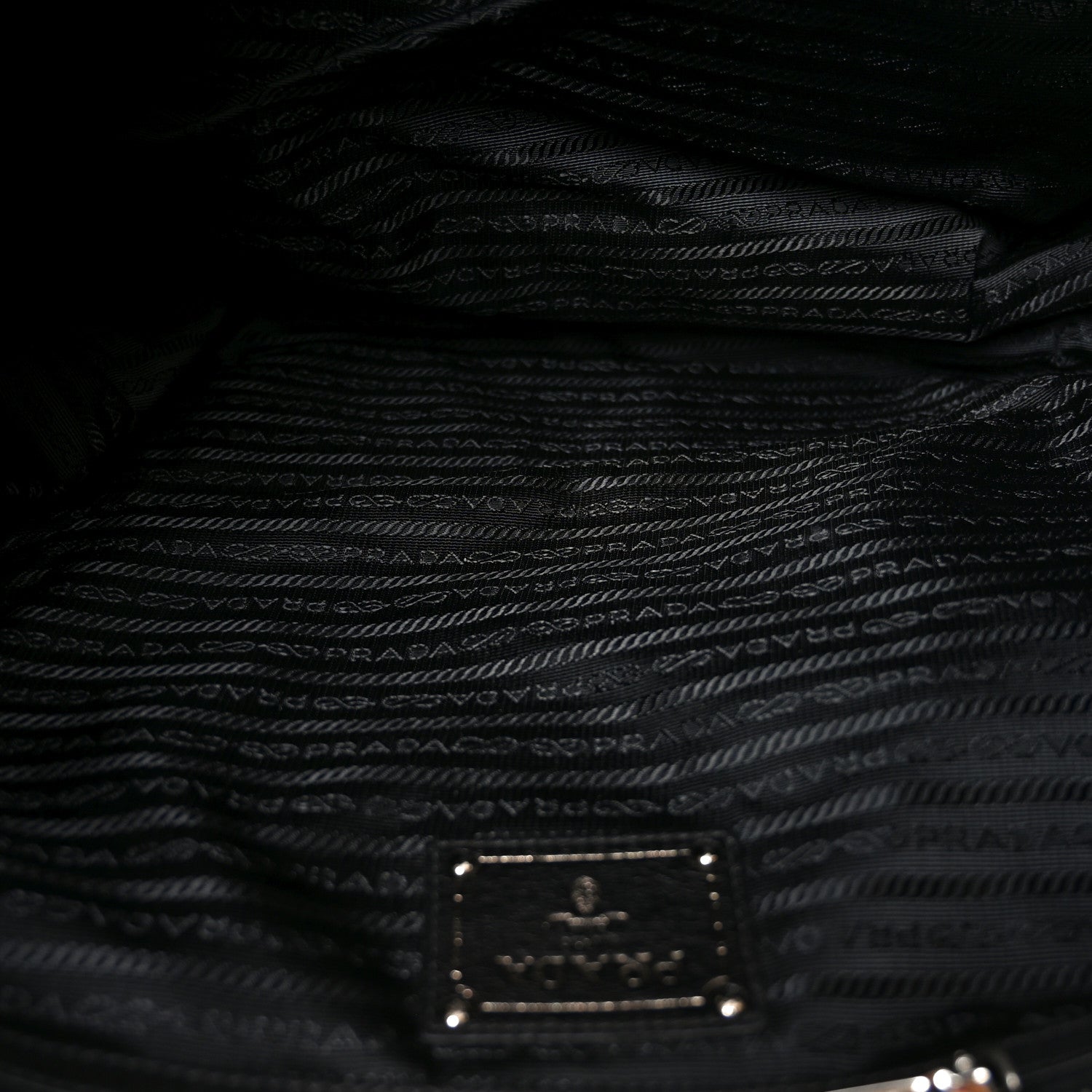 Soft Calf Chain Tote Black