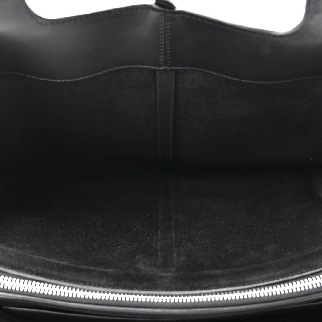 Supple Natural Calfskin Medium Tri-Fold Bag Black