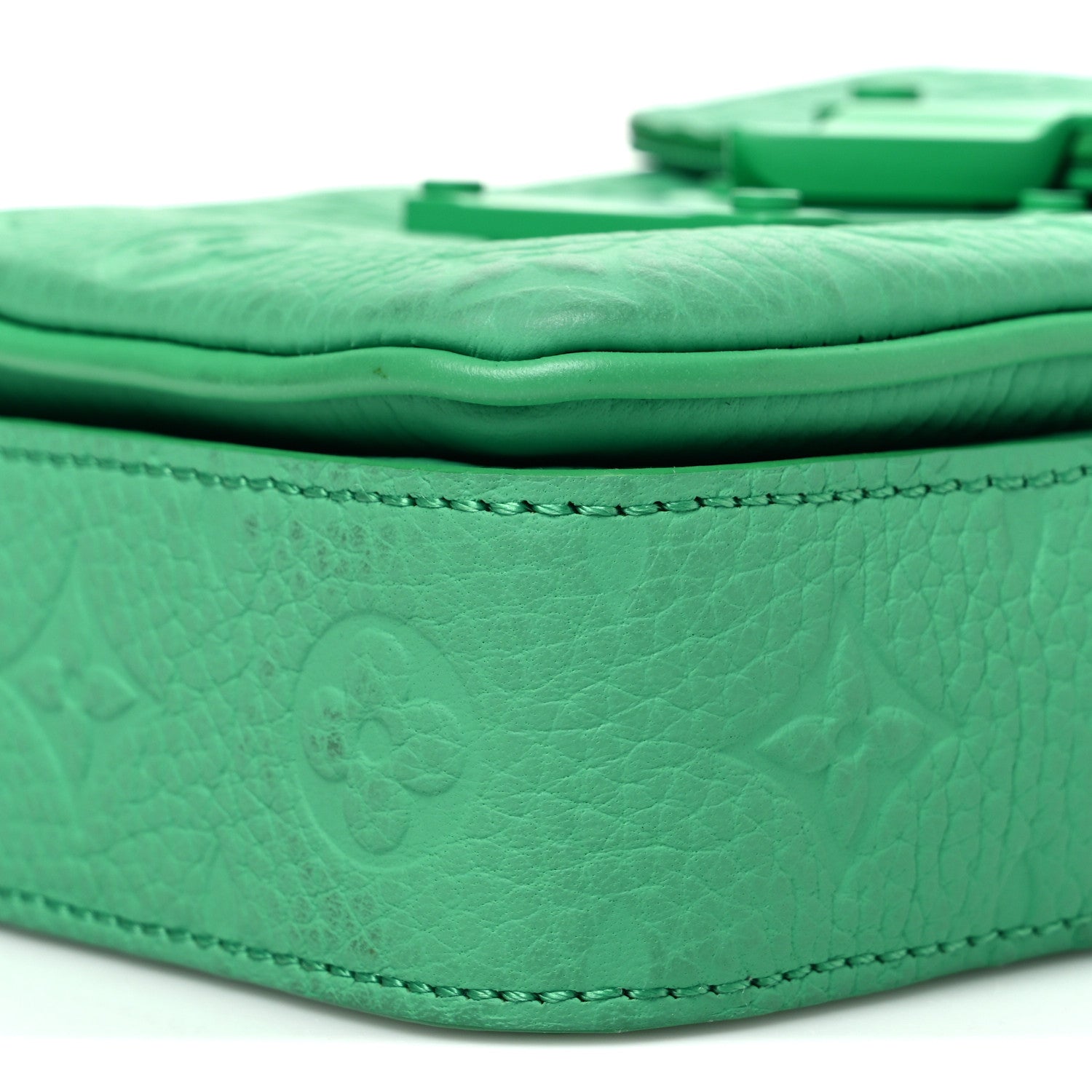 Taurillon Monogram S Lock Wearable Wallet Minty Green
