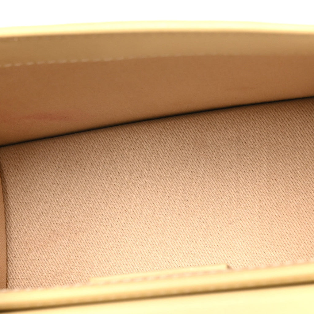 Smooth Calfskin Le Chiquito Ivory