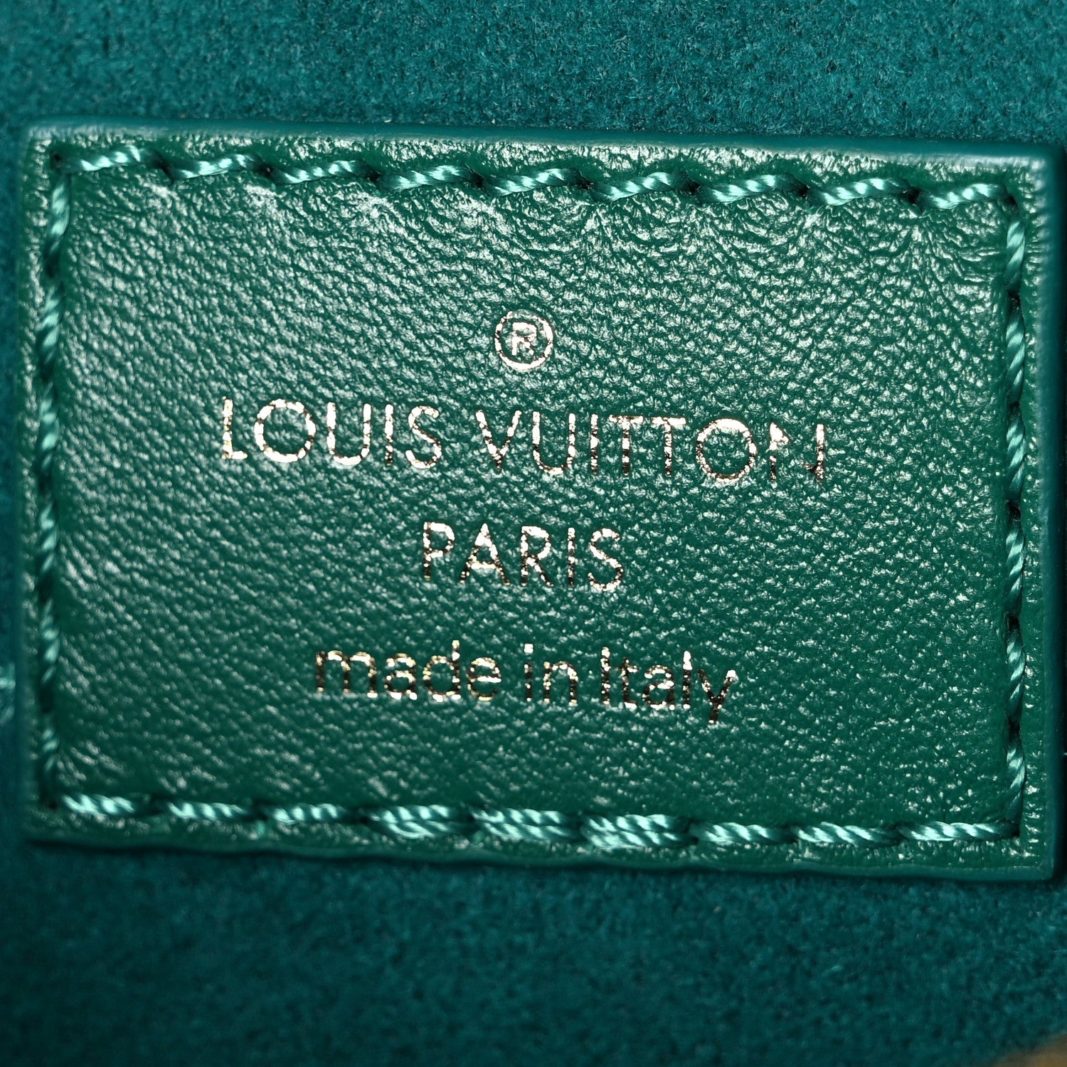 Calfskin New Wave Chain Bag MM NM Emerald