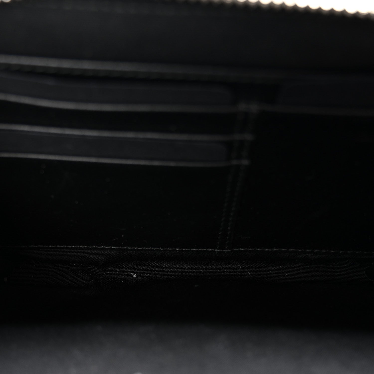 Oblique Messenger Pouch Black