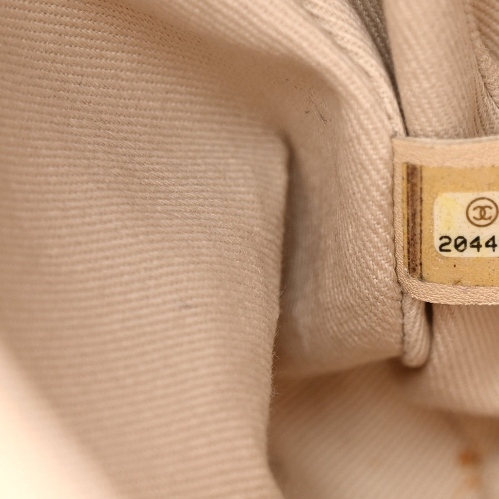 Glazed Calfskin Quilted Medium Bubble CC Flap Beige