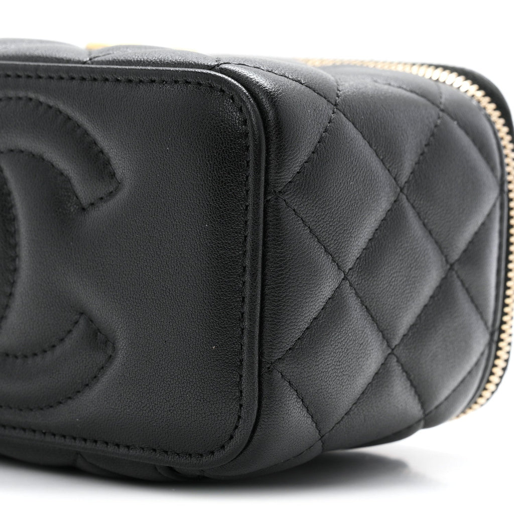 Lambskin Quilted Small Heart Vanity Case With Chain Black