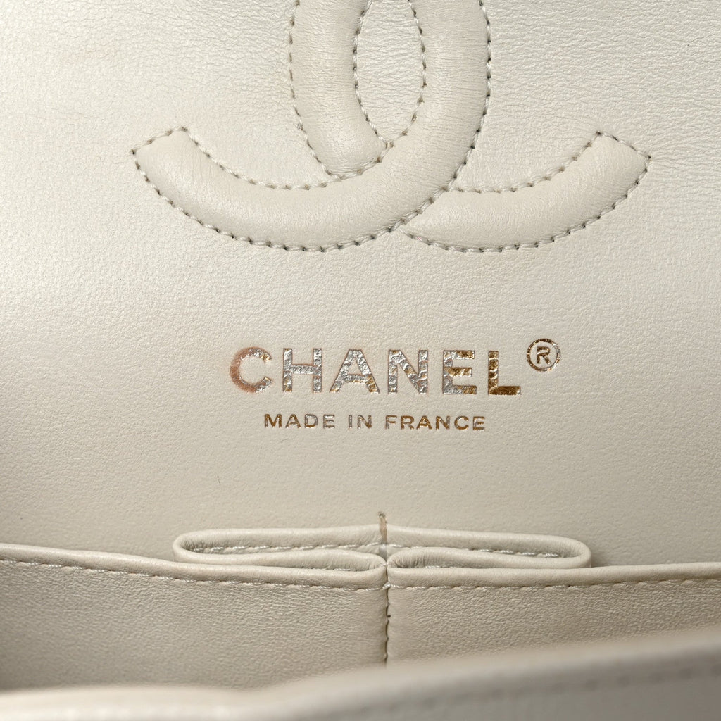 Caviar Quilted Small Double Flap White