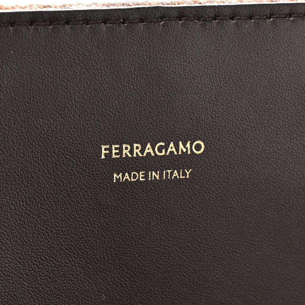 Wool Felt Medium Hug Bag Brown