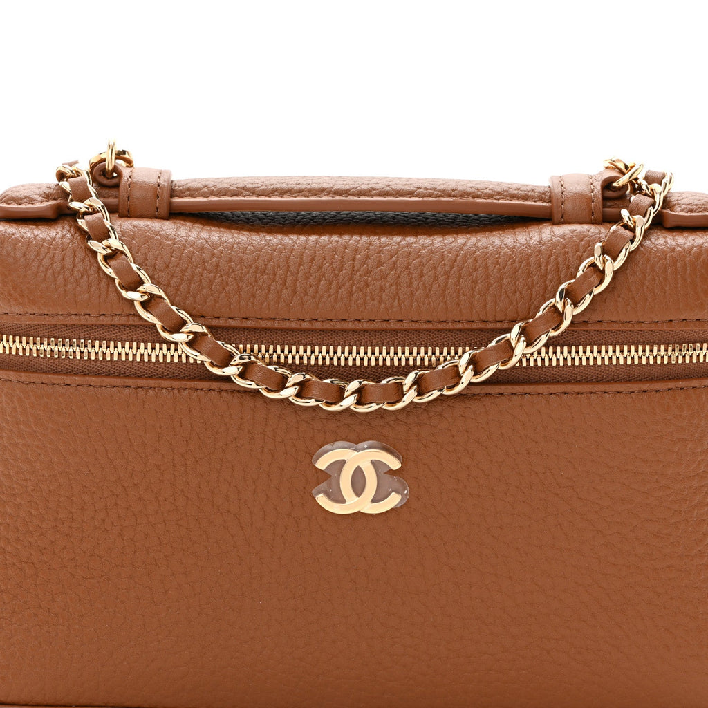 Grained Calfskin Top Handle Slim Vanity Case With Chain Camel