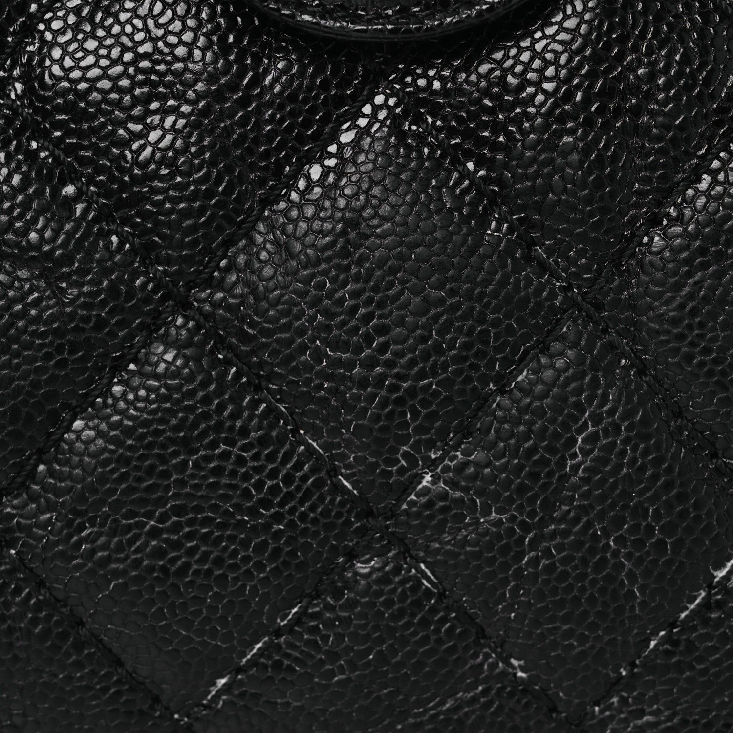 Crumpled Grained Calfskin Quilted Coco Pleats Clutch Black