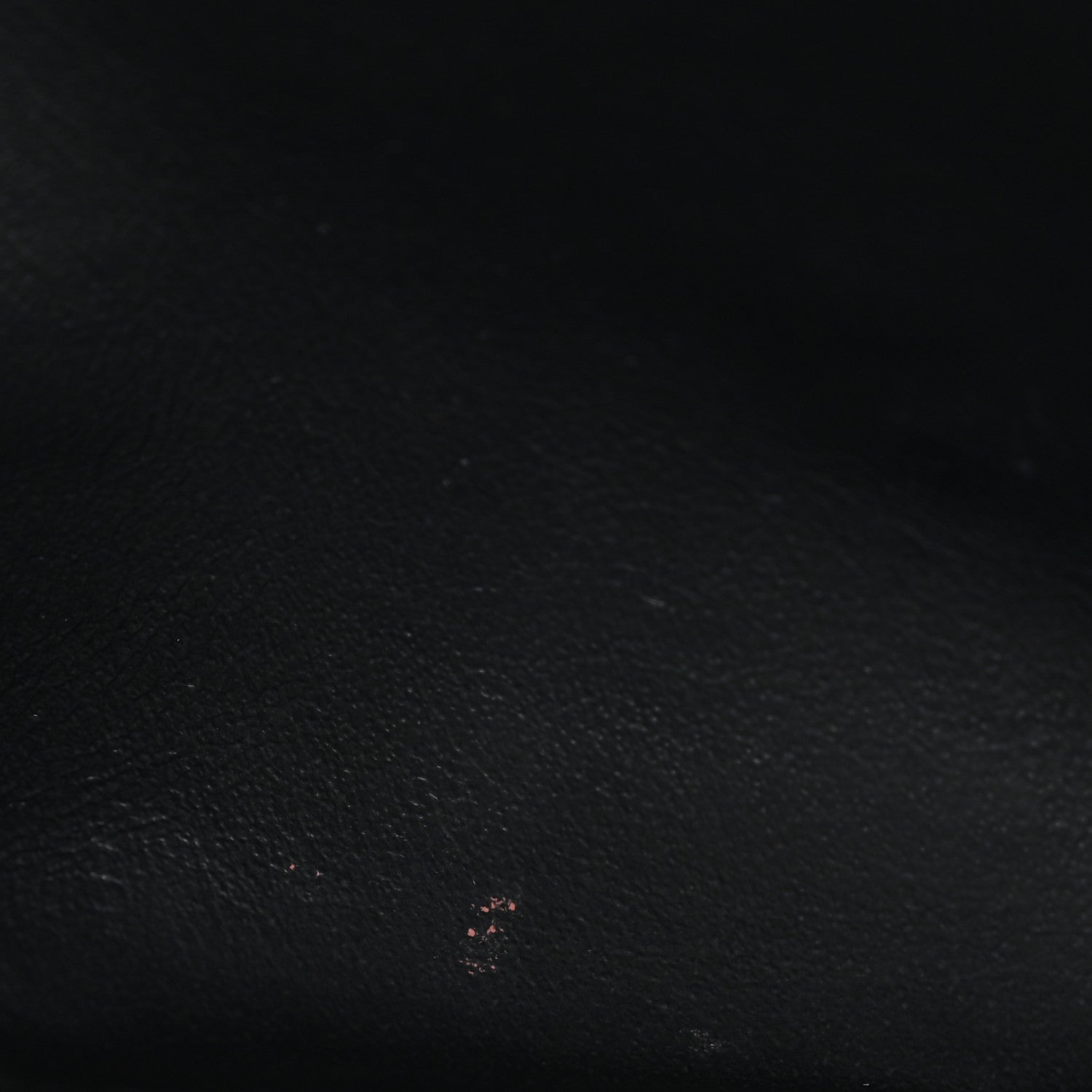 Grain De Poudre Matelasse Chevron Monogram Chain Wallet Black
