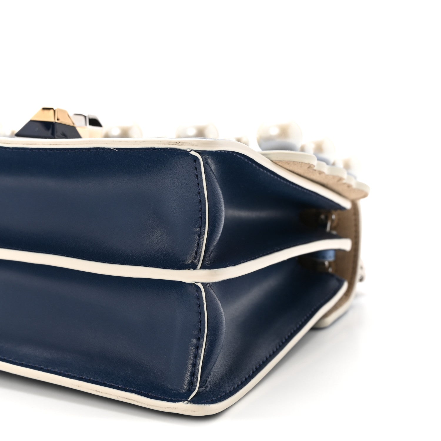 Vitello Liberty Pearl Scalloped Small Kan I Shoulder Bag Nebula Blu Scuro