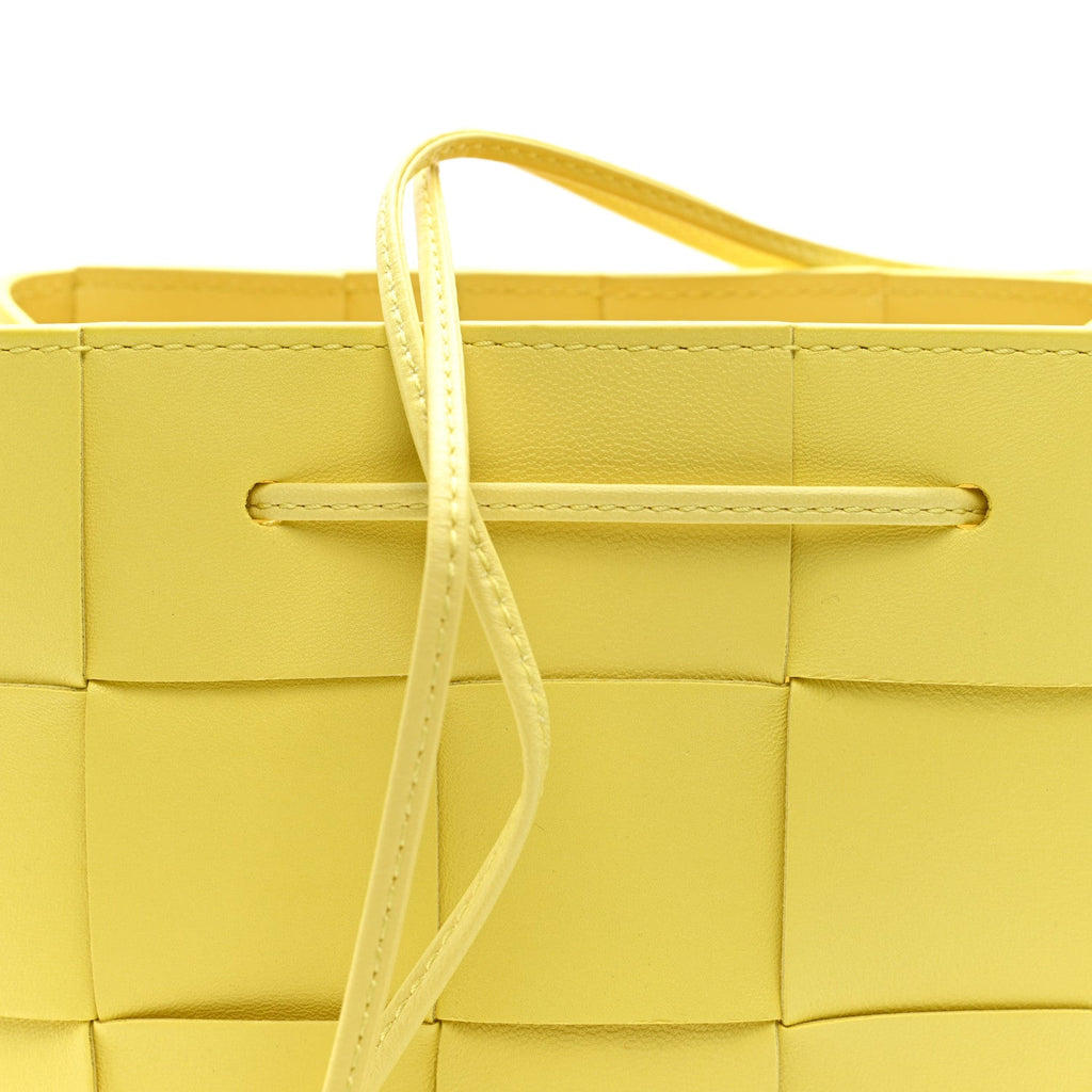 Lambskin Maxi Intrecciato Small Cassette Crossbody Bucket Bag Sherbert