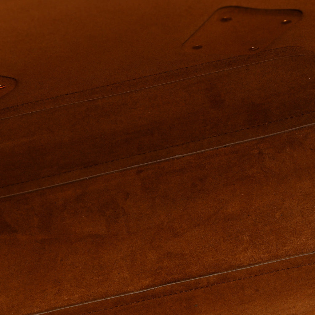 Grainy Calfskin Medium Arco Plaster