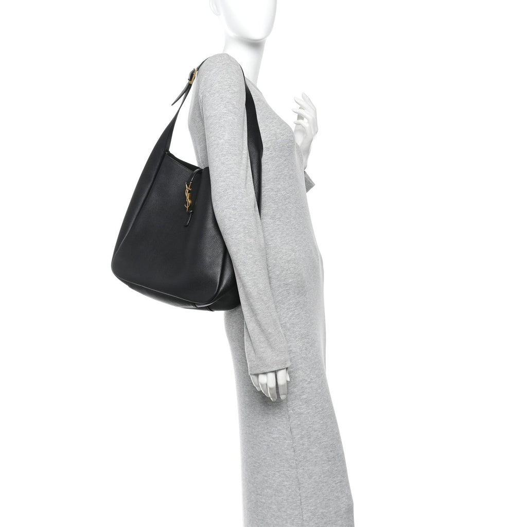 Supple Calfskin Large Le 5 A 7 Soft Hobo Black
