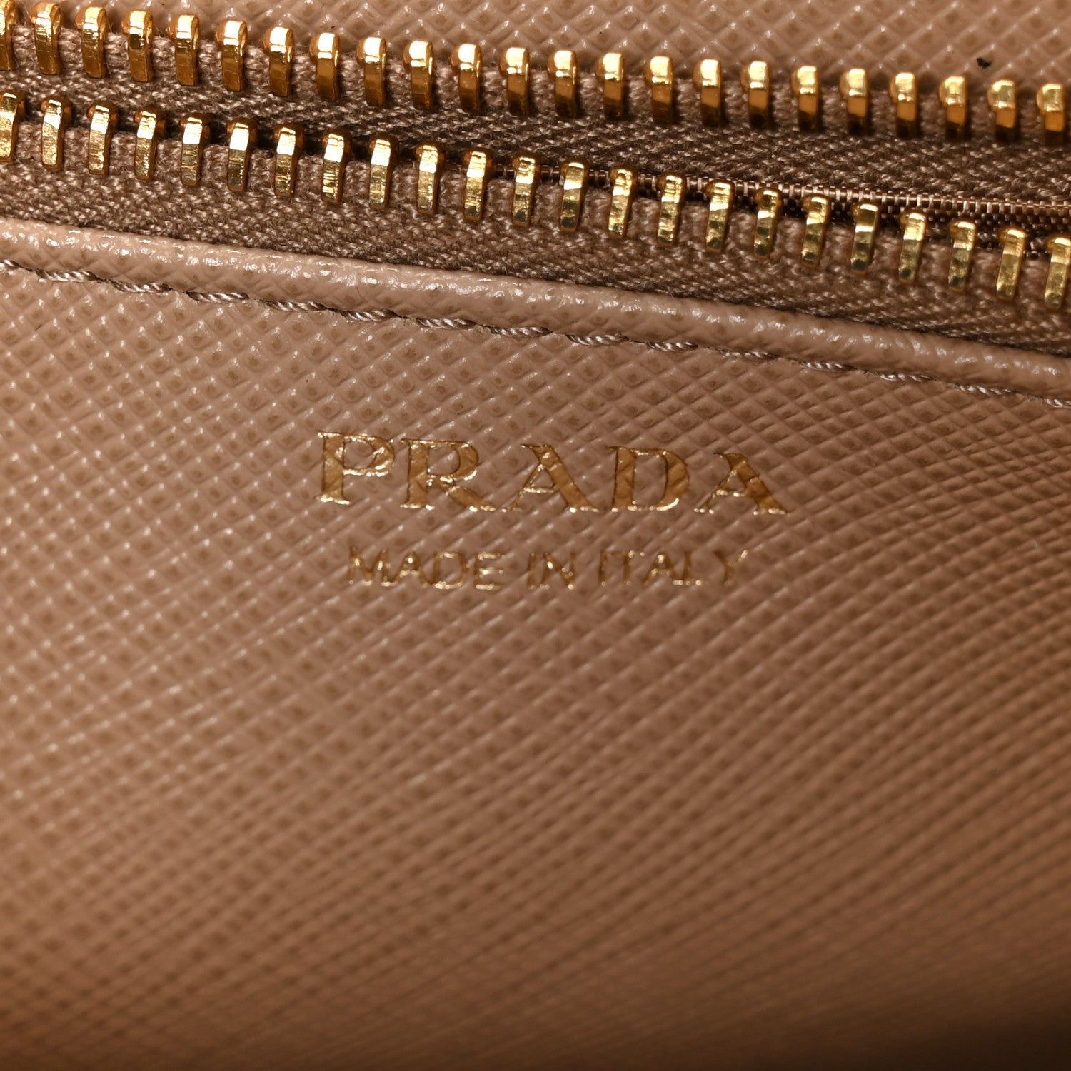 Saffiano Metal Phone Wristlet Crossbody Wallet Cammeo